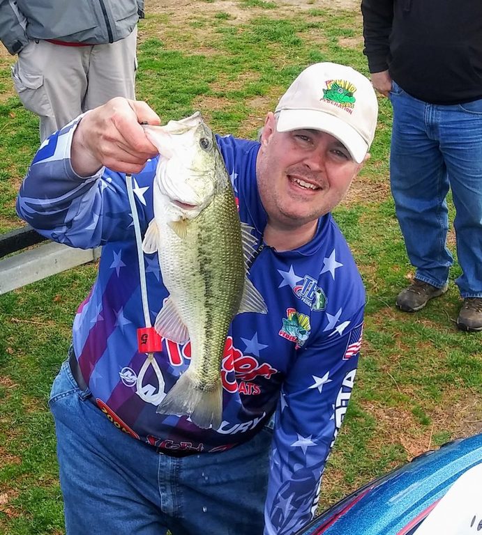 Tony-921x1024.jpeg Tony-921x1024.jpeg